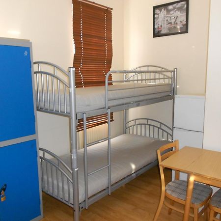 24/7 London Hostel ภายนอก รูปภาพ