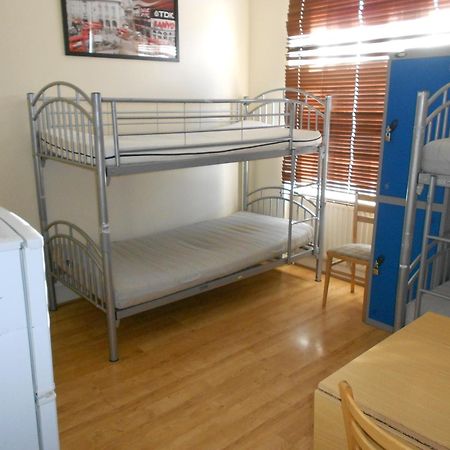 24/7 London Hostel ภายนอก รูปภาพ