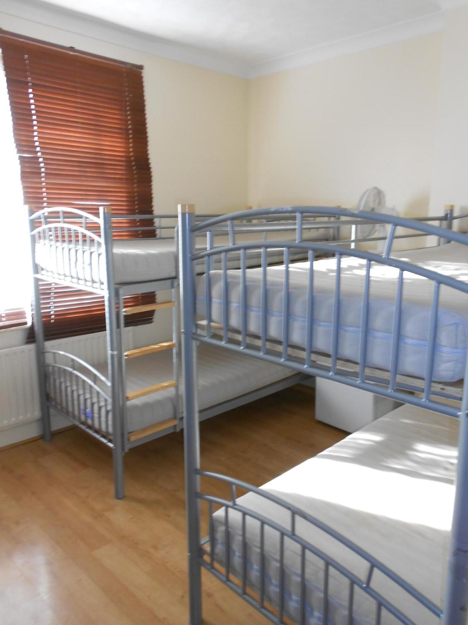 24/7 London Hostel ภายนอก รูปภาพ