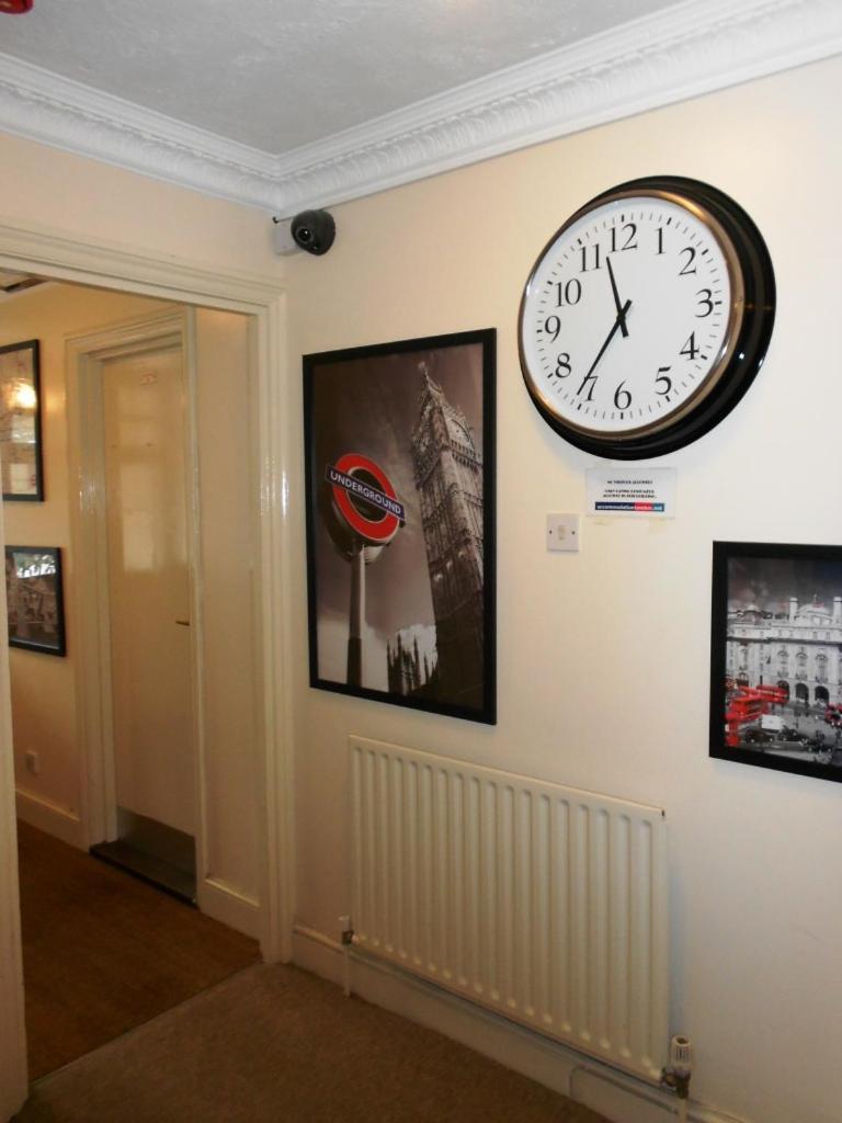 24/7 London Hostel ภายนอก รูปภาพ
