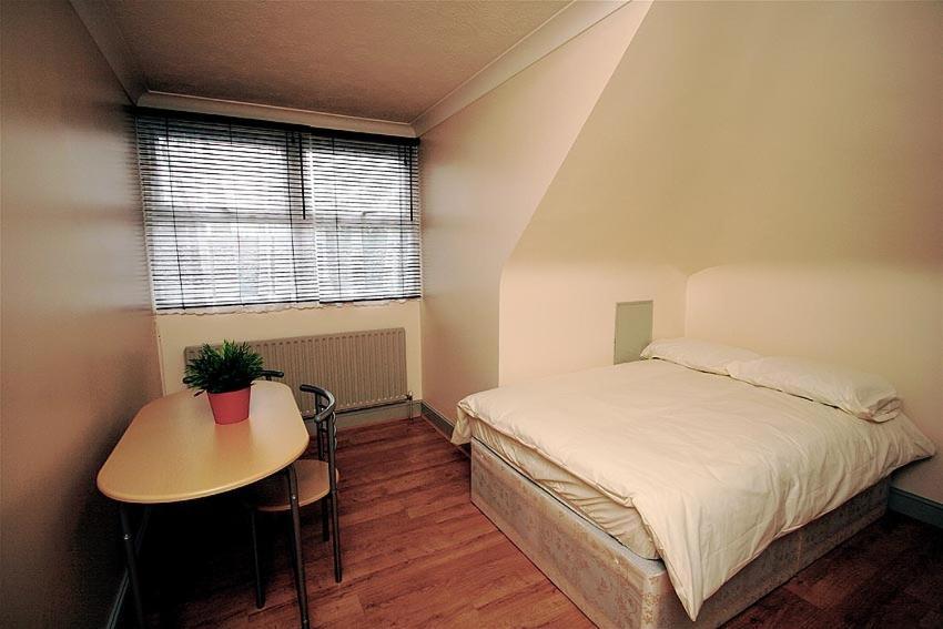 24/7 London Hostel ภายนอก รูปภาพ